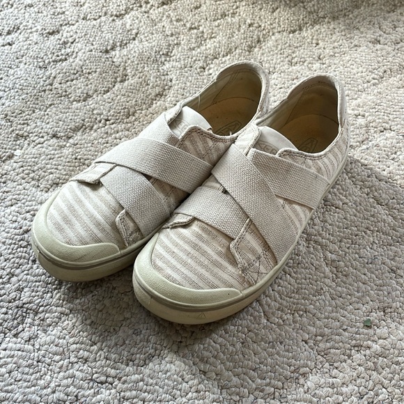 Keen 8.5 Slip On Sneakers - Picture 1 of 4